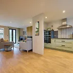 Riverside Park 3 아파트 케직