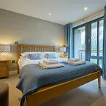 Riverside Park 3 아파트 케직