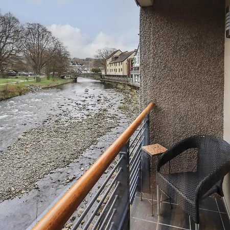 Riverside Park 3 Apartamento